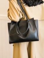 Wholesale Women Retro Simple Solid Color Large Capacity Square Handbag - Image 3