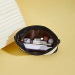 Women Casual Color Blocking Wavy Quilited Bucket Bag - Image 3