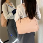 Wholesale Women Solid Color Large Capacity Shoulder Bag - Image 3