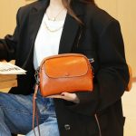 Wholesale Women Retro Fashion Leather Shell Bag