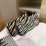 Women'S Fashion Stripe Mid Length Zip Coin Purse - Image 2