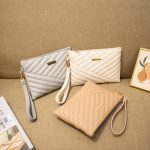Wholesale Women Fashion Solid Color Quilted Pu Square Handle Strap Phone Holder Bag Clutch