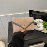 Wholesale Women Simple Solid Color Felt Envelope With Purses - Image 3