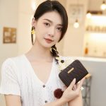 Women Fashion Solid Color Quilted Zipper Pu Wallet - Image 3