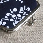 Women Fashion Ethnic Style Batik Mini Buckle Compact Wallet - Image 3