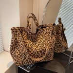 Wholesale Women Casual Leopard Printed Large Capacity Canvas Tote Bag - Image 3
