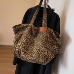 Wholesale Women Fashionable Large Capacity Leopard Printed Canvas Tote Bag - Image 4