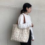 Women Simple Heart-Print Large-Capacity Canvas Tote Bag - Image 3
