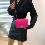 Wholesale Women Pu Leather Qulited Square Mini Fashion Chain Crossbody Bag - Image 4