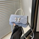 Wholesale Women Fashion Elegant Solid Color Pearl Handheld Bowknot Buckle Crossbody Bag - Image 3