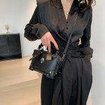 Wholesale Women Fashion Gothic Rivet Skull Crossbody Bag - Image 4