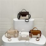 Wholesale Simple Pu Straw Woven Stitching Handbag Retro Crossbody Bag - Image 4