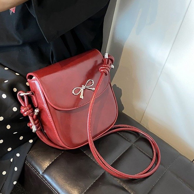 main_3-1556 Wholesale Fashion Solid Color Bow Flip Mini Crossbody Bag - Image 1