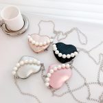 Wholesale Women Fashion Casual Solid Color Heart-Shaped Beads Chain Crossbody Bag - Image 4