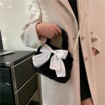 Wholesale Women Simple Cute Plush Bow Pearl Chain Crossbody Bag - Image 4