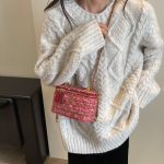 Wholesale Women Fashion Elegant Woolen Chain Zipper Crossbody Bag - Image 4