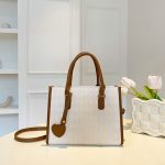 Wholesale Women Fashion Square Rhomboid Large Capacity Handle Shoulder Bag - Image 5