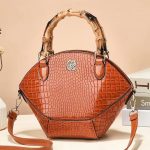 Women Fashion Retro Crocodile Pattern Bamboo Handbag - Image 4