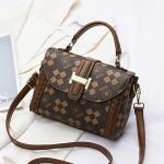 Wholesale Women Fashion PU Letter Printed Handbag Shoulder Bag - Image 4