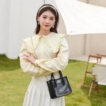 Wholesale Women Fashion Casual Transparent Pvc With Leather Chain Shoulder Bag - Image 3