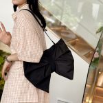 Women Fashion Solid Color Pleated Bowknot Large Capacity Shoulder Bag - Image 3