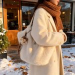 Wholesale Women Fashion Casual Autumn And Winter Plush Large Capacity Pendant Shoulder Bag - Image 3