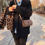 Women Fashion Casual Solid Color Shoulder Bag - Image 3