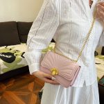 Fashion Scalloped Lock Embroidery Square Shoulder Bag - Image 5