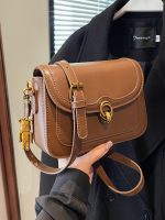 Wholesale Women Fashion Retro Contrast Color Small Square Shoulder Bag - Image 3