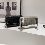 Women Fashion Bright Design Solid Color Shoulder Bag - Image 3