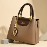 Wholesale Women Fashion Casual Small Square Pendant Handbag - Image 3