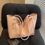 Wholesale Women Fashion Retro Oil Wax Leather Large Capacity Bowknot Pendant Tote Bag - Image 2