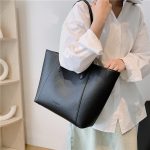 Wholesale Vintage Simple Large Capacity Tote Bag - Image 4