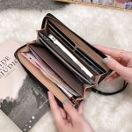 Wholesale Women Fashion Vintage Embossed Long Coin Purse - Image 3