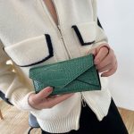 Wholesale Women Fashion Crocodile Pattern Multi-Card Slot Long Hand Coin Purse - Image 3