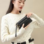 Simple Solid Color PU Zipper Wallet - Image 4