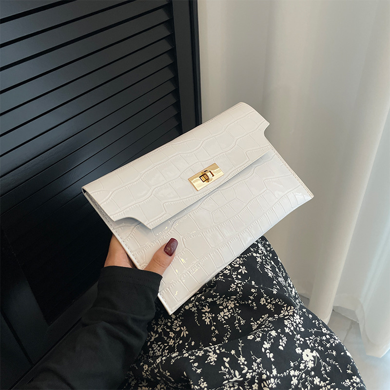 main_3-923 Women Simple Crocodile Flap Lock Rectangular Purses - Image 1