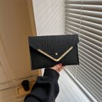 Wholesale Women Simple Solid Color Felt Envelope With Purses
