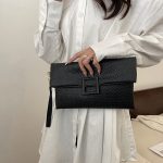 Wholesale Fashion Simple Casual Solid Color Flap Clutch Bag - Image 4