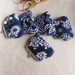 Women Fashion Ethnic Style Batik Mini Buckle Compact Wallet - Image 4