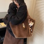 Wholesale Women Fashion Casual Autumn And Winter Plush Large Capacity Pendant Shoulder Bag - Image 4