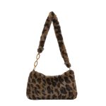 Wholesale Autumn And Winter Women Fashion Casual Plush Shoulder Bag - Image 4