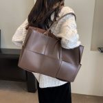 Wholesale Women Retro Large Woven PU Tote Bag - Image 4