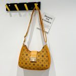 Wholesale Women Fashion Print Lock Square Shoulder Bag - Image 5