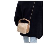 Plush Autumn And Winter Women Handbag - Image 5