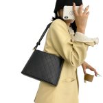 Wholesale Women Solid Color Pu Leather Shoulder Bag - Image 5