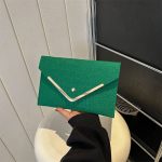 Wholesale Women Simple Solid Color Felt Envelope With Purses - Image 4