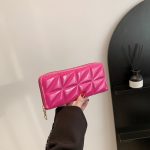 Wholesale Women Fashion Shiny PU Zipper Rectangular Purses - Image 4