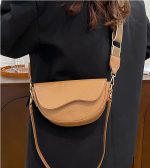 Wholesale Women Fashion Underarm Saddle Bag - Image 8
