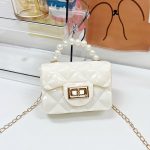 Wholesale Women Fashion Jelly Color Contrast Pearl Handbag - Image 10